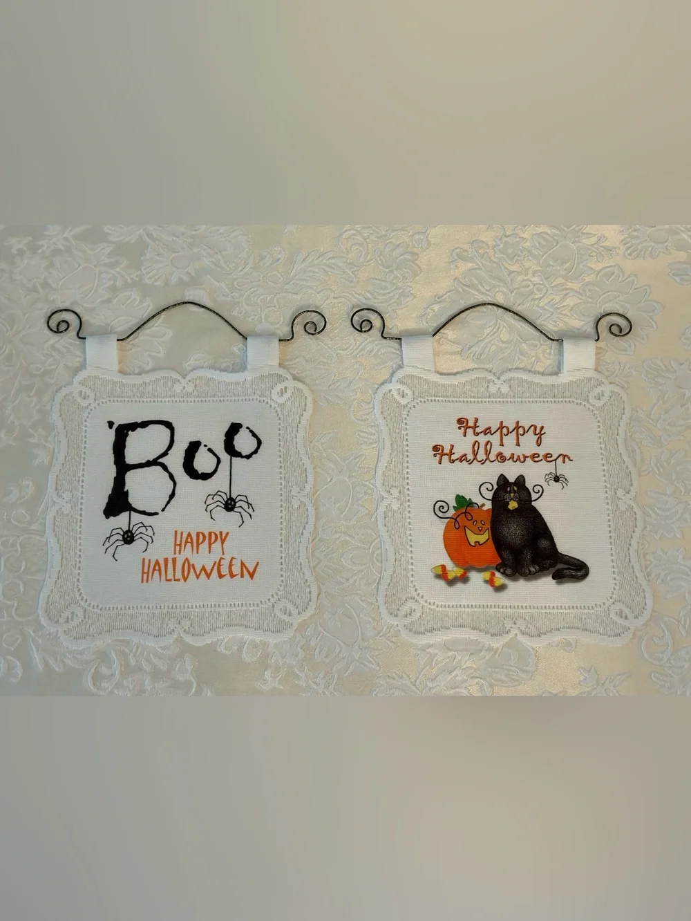 🎃 Happy Halloween & Boo 🕷️ Lace Signs